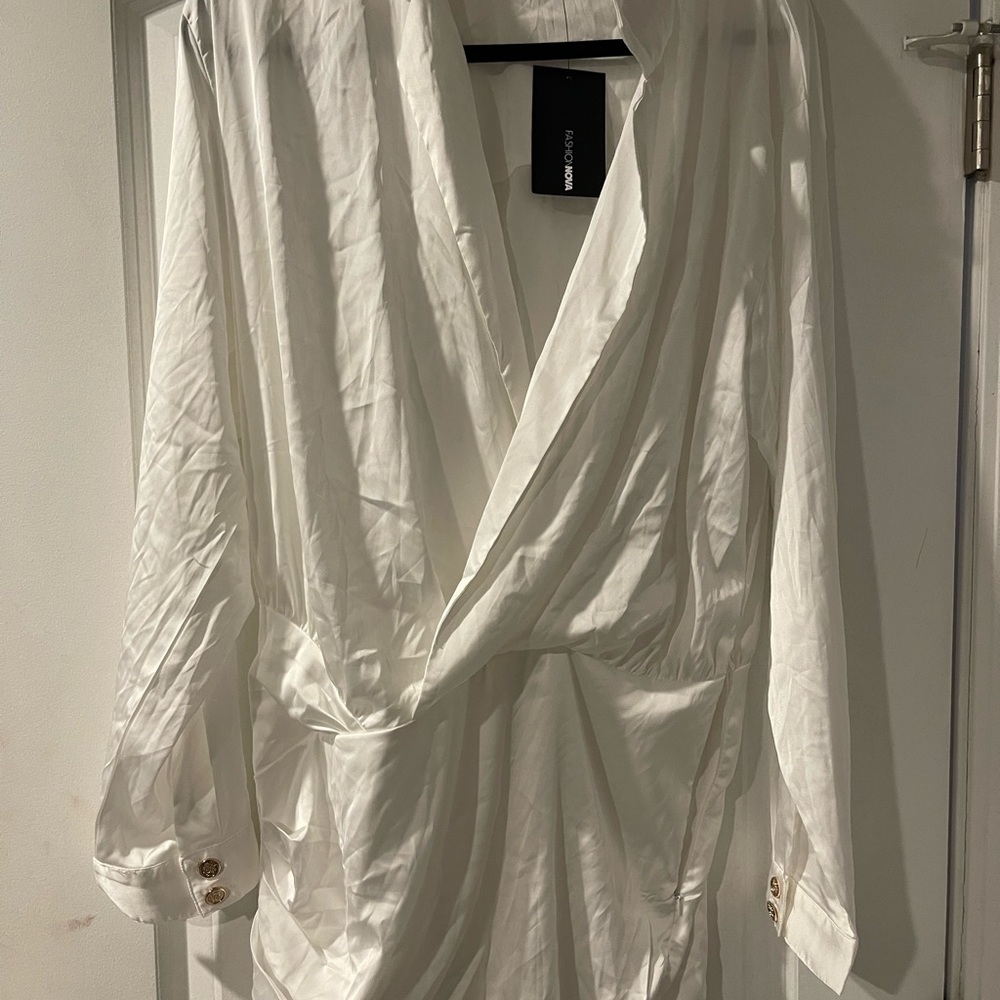 Dress - Picture 2 of 2